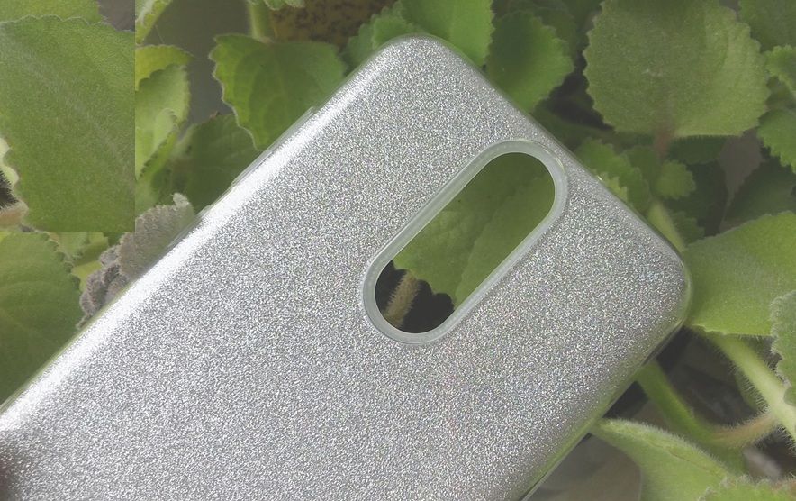Pouzdro Blink Case pro LG Q7 - stříbrné